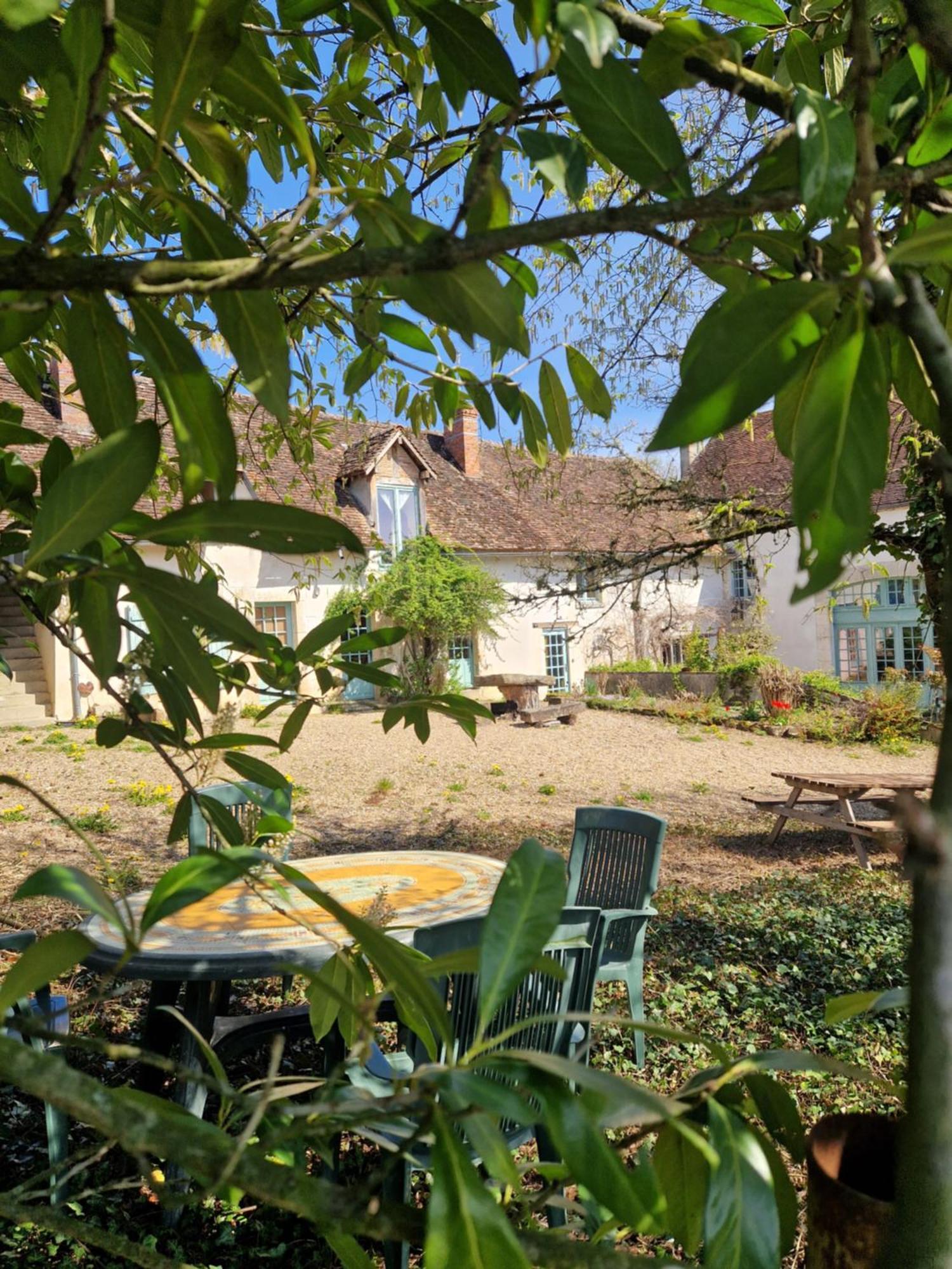 Ferme Equestre & Chambres D'Hotes Gateau Stables Proche Guedelon Saint-Amand-en-Puisaye 외부 사진